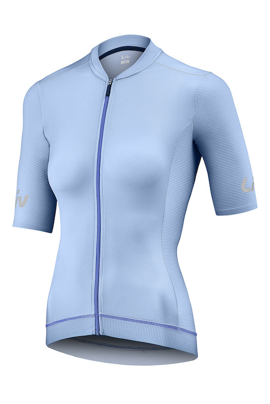 Liv 2022アパレル