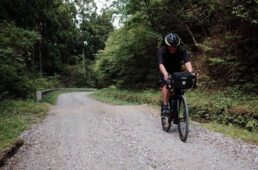 坂道を上るテンチョー