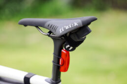 カレドニア-5のサドル下にチューブ