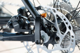 機械式ディスクブレーキと後輪QR