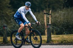 オストロフェニックスに乗るフルーム