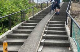 スロープだけど旧街道