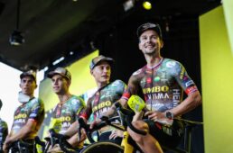 ツール2022でのユンボ・ヴィスマのチームプレゼンテーション