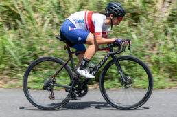 平地でのブラケットエアロフォーム