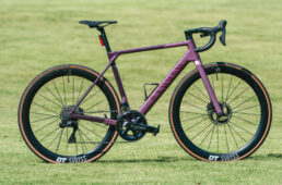 キャニオン・アルティメットCF SLX 9 DI2