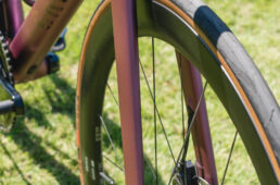 キャニオン新型アルティメットのフォーク