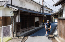 五條の町を走る