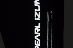 パールイズミ2022タイツ