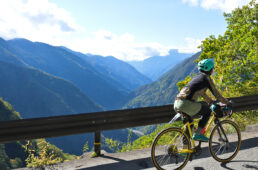雲がかかってしまったため、最高峰の北岳は拝めなかったが、紅葉の時期と相まって溜め息が出るほどの美しさだった。