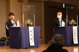 「ビワイチの日記念式典」での西川貴教さんと三日月知事によるトークショー