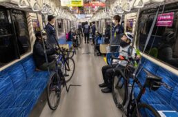 りんかい線車内の自転車