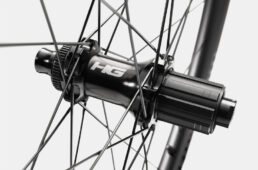 キャノンデール・ホログラム R45