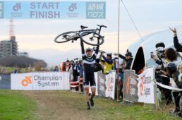 フィニッシュする野中店長