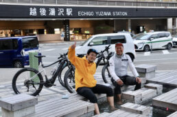 越後湯沢駅前の足湯