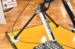 フォーク固定部分