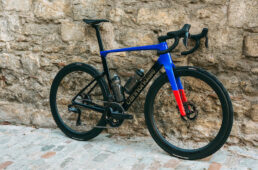 キャノンデール新型スーパーシックスエボ2023