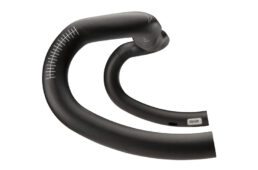 EC90ALXハンドルバーの横からの画像