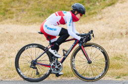 平地での下ハンドルフォーム