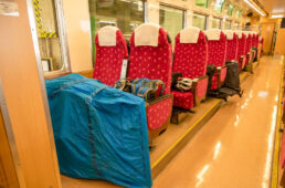 輪行特別列車車内の様子