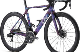 Liv エンヴィリブ・アドバンスドプロAXS