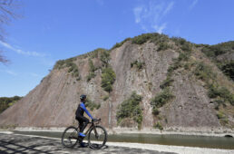 古座川の一枚岩