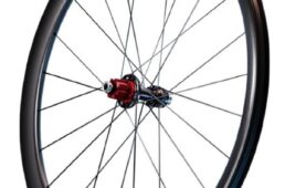 カンパニョーロ・ハイペロンウルトラ2023