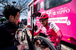 家本メカニックと選手