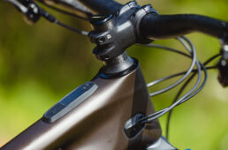 ヘッドアングル調整機能のついたヘッドパーツ