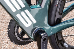 ファラスエボのBBまわり