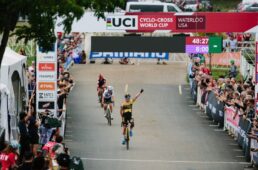 シクロクロスW杯に勝利するマリアンヌ・フォス