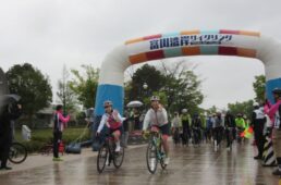 180kmコースのスタート