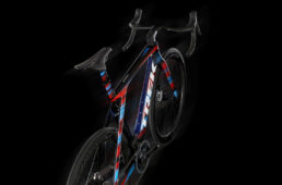 トレック・プロジェクトワン　ディスラプト