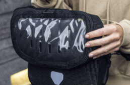 アルティメイト6の透明ケース