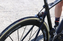 佐野歩のバイクのリヤタイヤ