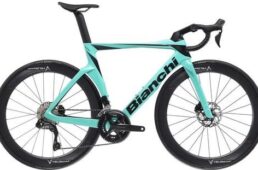 OLTRE 105 Di2：フルカーボンフレーム・フルカーボンフォークを採用し