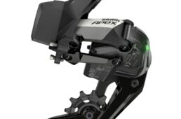 エイペックスXPLR AXSリヤディレーラー