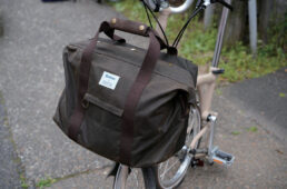 バブアーのフロントバッグ