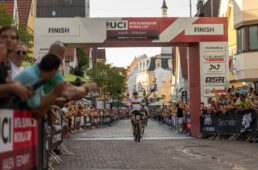 男子エリートを優勝したフェリックス・クラウスマン