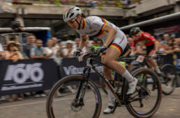 地元の応援を受けるマリオン・フロンバーガー