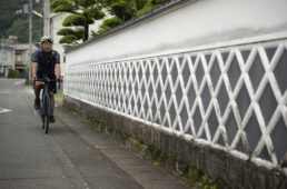 松崎町のなまこ壁通り