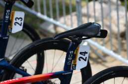 アンタレス ヴァーサス エボ 00 アダプティブ