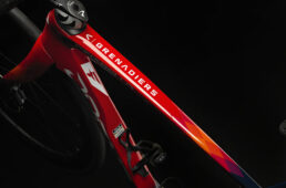 ドグマFディスクのトップチューブ