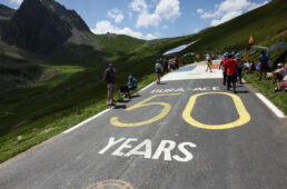 デュラエース50周年を祝うペイント