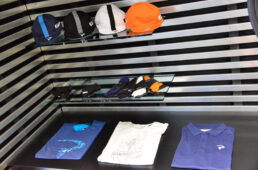 ピナレロのウェア