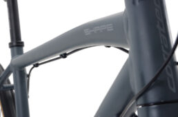 コラテック・シェイプチャビーのトップチューブ