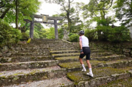 英彦山神宮銅鳥居