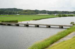 彦山川沈下橋