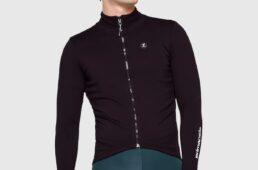 ピセイ2023-24秋冬コレクション