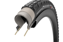 ピレリ・チントゥラート グラベルRC-X