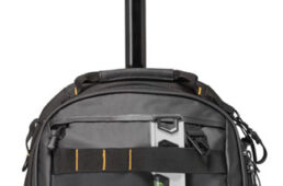 キャスター付きバックパック